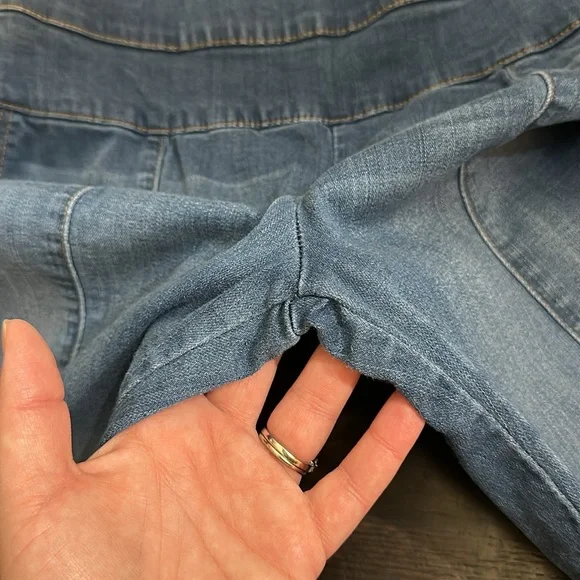 Democracy sz L - Picture 9 of 13